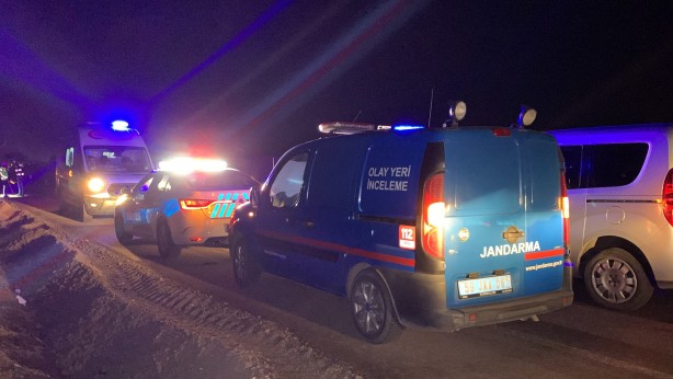 Foto - Aracın çarpmasıyla 25 metre sürüklendi