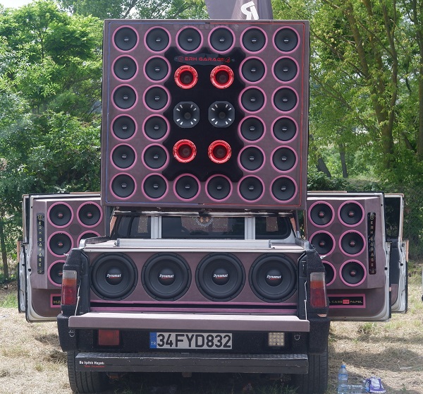 Foto - Aracın fiyatından 7 kat daha fazla ! 