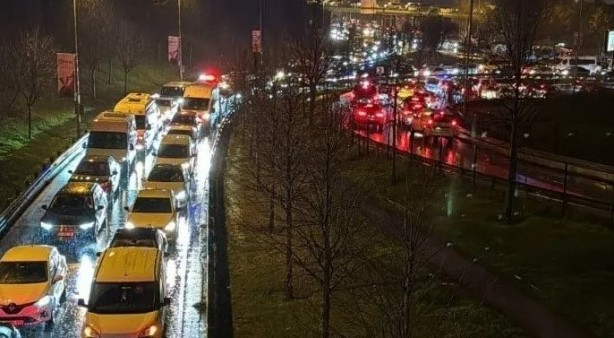 Foto - Aracına taktırmayan yandı! Son tarih yaklaşıyor