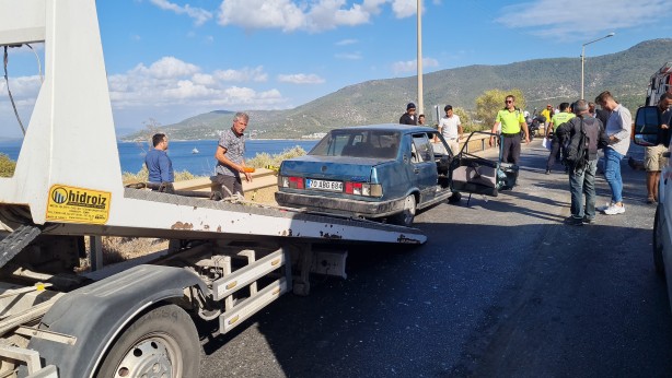 Foto - Araçlar birbirine girdi, ortalık savaş alanına döndü!