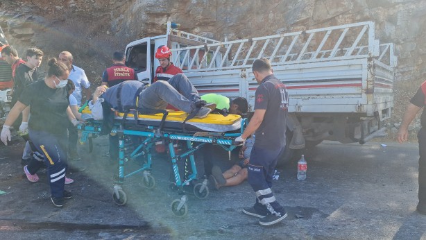 Araçlar birbirine girdi, ortalık savaş alanına döndü!