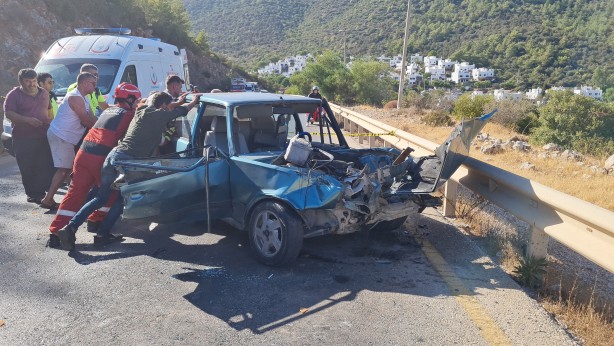 Foto - Araçlar birbirine girdi, ortalık savaş alanına döndü!