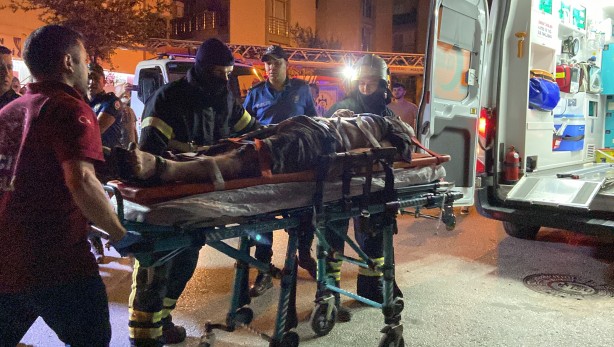 Foto - Araçta başlayan tartışma kazaya neden oldu: 1'i ağır 2 yaralı