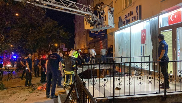 Foto - Araçta başlayan tartışma kazaya neden oldu: 1'i ağır 2 yaralı