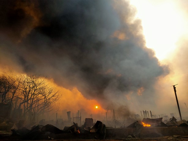 Foto - Arakanlı Müslümanların dramı son bulmuyor! Kaçtıkları kampları cayır cayır yandı