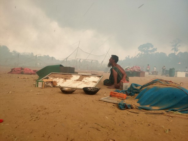 Foto - Arakanlı Müslümanların dramı son bulmuyor! Kaçtıkları kampları cayır cayır yandı