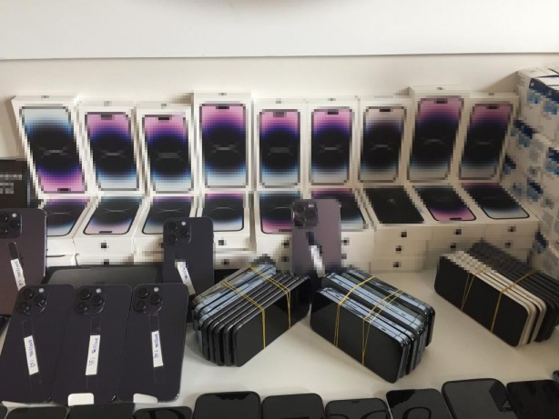 Foto - Aralarında neler var neler... İstanbul Havali̇manı'nda dev darbe!