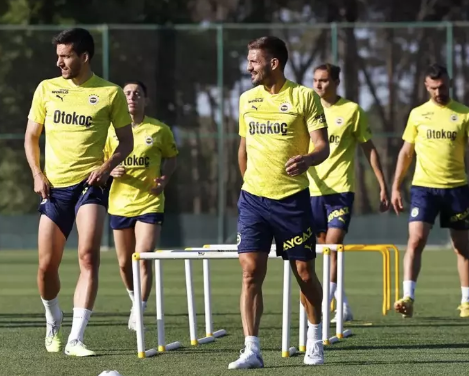 Foto - Aranan orta saha bulundu! 513 gün sakat kalan oyuncuya İsmail Kartal onay verdi