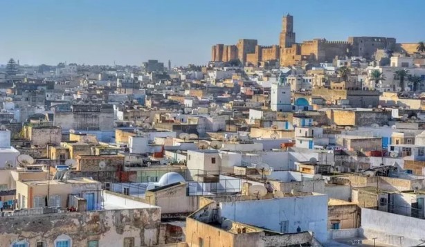 Foto - Arap ülkesinde Türk bayrağı göndere çekilince ortalık karıştı! Tutuklamalar başladı