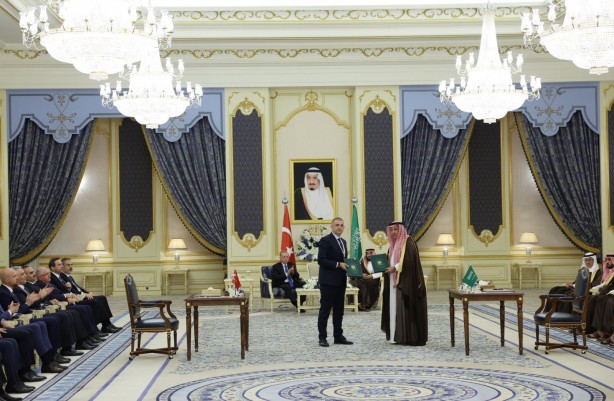 Foto - Araplar dünyaya ilan etti: Baykar ile anlaştık! O Türk İHA'sını ülkemizde üreteceğiz