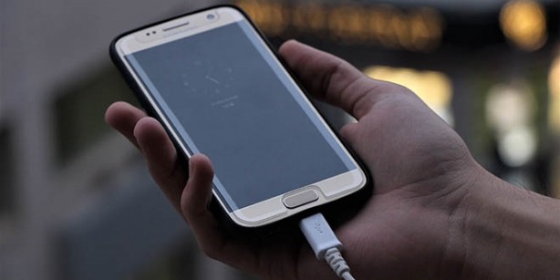 Foto - Araştırma sonuçları korkuttu! Günde 17 dakika cep telefonu kullanıyorsanız...