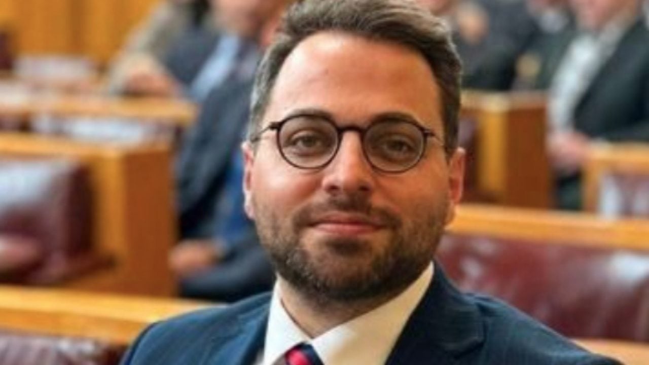 Araştırmacı yazar Tayfun Kaan Gündüz açıkladı: 2400 yıl öncesinden demokrasinin çöküşü!