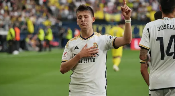 Arda Güler 2 gol attı, Ancelotti öve öve bitiremedi! İngiliz spikerden ilginç benzetme!