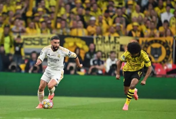 Arda Güler, Devler Ligi kupasını kaldırdı