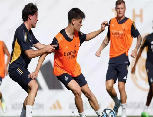 Foto - Arda Güler ile ilgili flaş gelişme! Ancelotti sakatlandı diyerek kamuoyuna açıkladı...