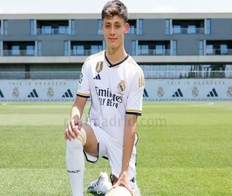 Foto - Arda Güler ile ilgili flaş gelişme! Ancelotti sakatlandı diyerek kamuoyuna açıkladı...