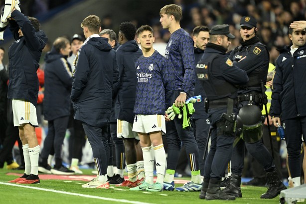 Foto - Arda Güler kararı olay oldu! Ancelotti şaşırttı, 86. dakikada ortaya çıktı: Real Madrid taraftarı ayakta...