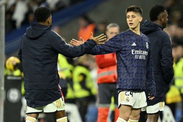 Foto - Arda Güler kararı olay oldu! Ancelotti şaşırttı, 86. dakikada ortaya çıktı: Real Madrid taraftarı ayakta...