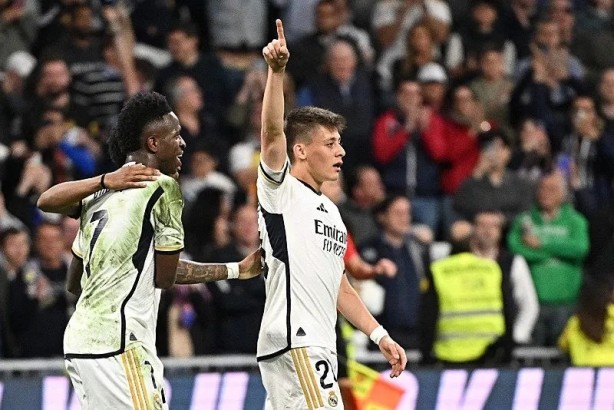 Foto - Arda Güler Santiago Bernabeu'yu yıktı geçti! Real Madrid - Deportivo Alaves maçına damga vurdu