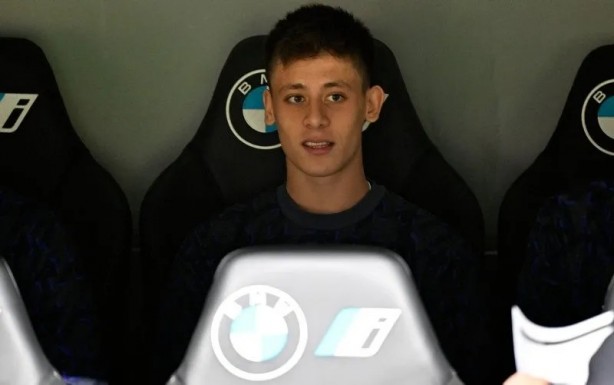 Foto - Arda Güler Santiago Bernabeu'yu yıktı geçti! Real Madrid - Deportivo Alaves maçına damga vurdu