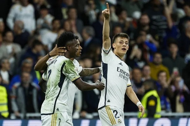 Foto - Arda Güler Santiago Bernabeu'yu yıktı geçti! Real Madrid - Deportivo Alaves maçına damga vurdu