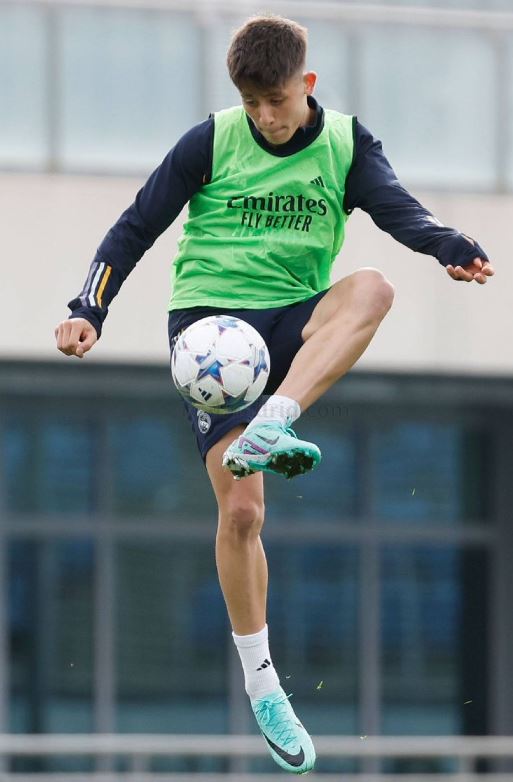 Foto - Arda Güler sonunda sahaya çıktı