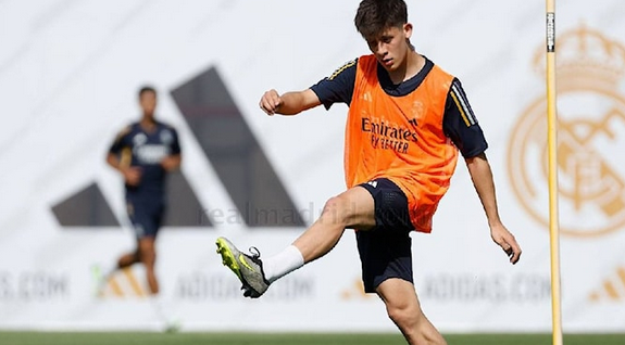 Foto - Arda Güler'den gelen haber tüm Türkiye'yi çılgına çevirecek... İlk kez oluyor!