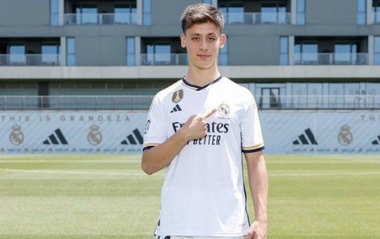 Foto - Arda Güler'e şaşırtan transfer teklifi! Real Madrid kararını verdi: Daha maça çıkmadan...