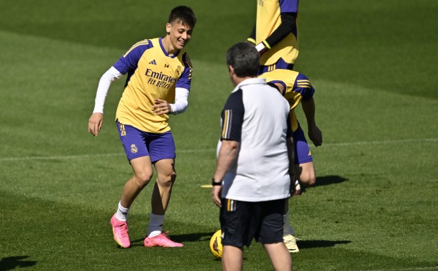 Foto - Arda Güler'in istediği sonunda oluyor! Ancelotti'den beklenen karar çıkacak mı?