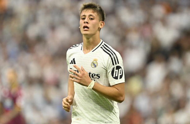 Foto - Arda Güler'in olduğu Real Madrid soyunma odası karıştı! Real Madridliler şokta! Her şeyi açıkladılar…