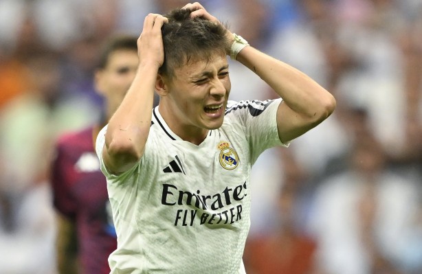 Foto - Arda Güler'in olduğu Real Madrid soyunma odası karıştı! Real Madridliler şokta! Her şeyi açıkladılar…