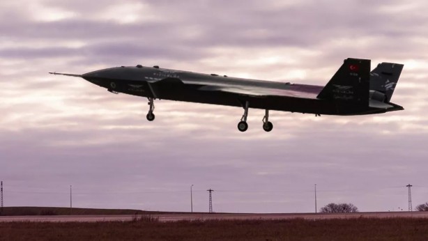 Foto - Arda Mevlütoğlu, Kızılelma'nın hiç bilinmeyen özelliğini açıkladı: Kuvvet çarpanı olacak! Takip ediyorlar