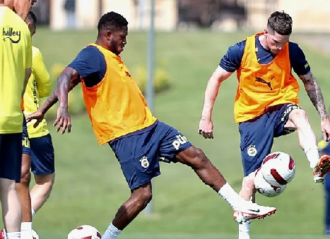 Arda Turan ilk kez açıkladı! İlan etti: Fenerbahçeliler bile şaşkın: Müthiş transfer hamlesi…