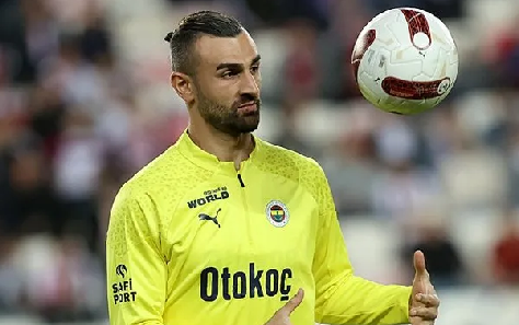 Foto - Arda Turan ilk transferini Fenerbahçe'den yapıyor! Kanarya'nın golcüsü Eyüpspor yolcusu...