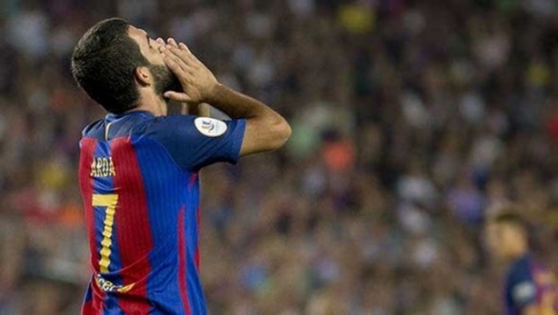 Foto - Arda Turan İspanya'yı salladı! 
