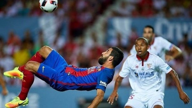 Foto - Arda Turan utandırdı!