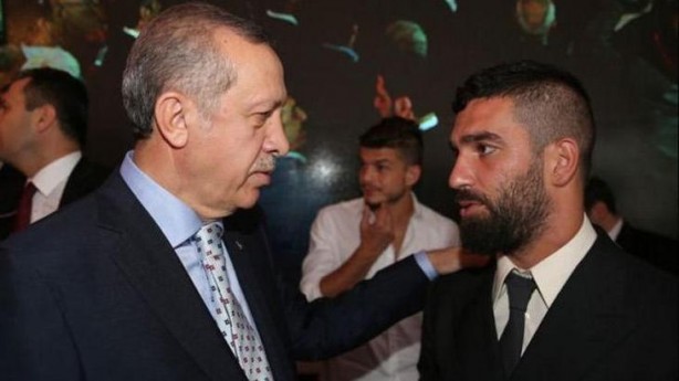 Arda Turan'a çok büyük şok! Resmen neye uğradığını şaşırdı