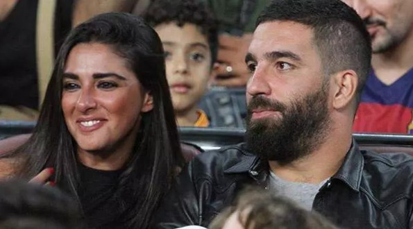 Foto - Arda Turan’ın annesine büyük şok! Yaptığını duyunca çok şaşıracaksınız