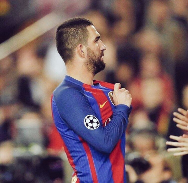 Foto - Arda Turan'ın yeni mesleğine çok şaşıracaksınız!