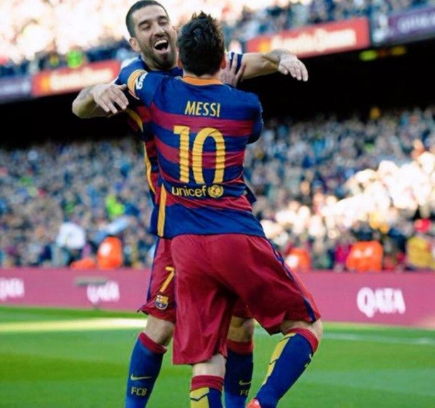 Arda Turan'ın yeni mesleğine çok şaşıracaksınız!