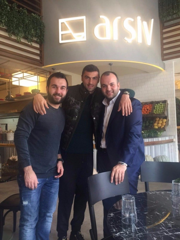 Foto - Arda Turan'ın yeni mesleğine çok şaşıracaksınız!