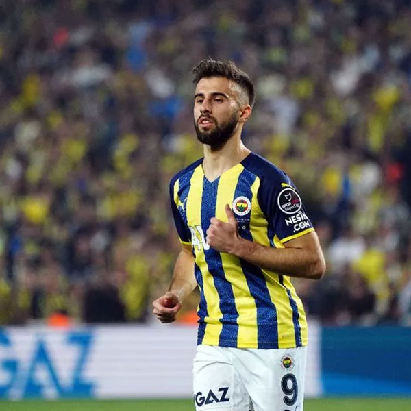 Foto - Arda zirveye oturdu!