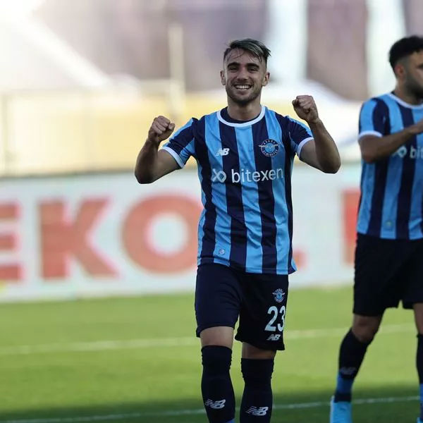 Foto - Arda zirveye oturdu!