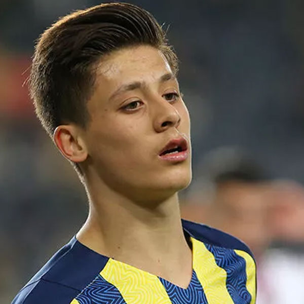 Foto - Arda zirveye oturdu!