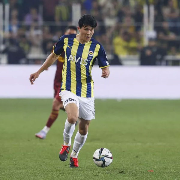 Foto - Arda zirveye oturdu!