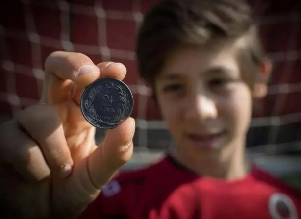 Foto - Arda’nın alt yapı fotoğrafları gündem oldu! Bakın 10 numara olmanın sırrını kimden öğrenmiş