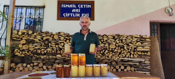 Foto - Arıcı gözlerine inanamadı! Böyle bir bal daha önce olmadı