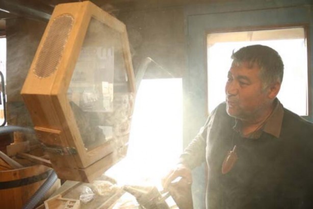 Foto - Arıların bal yapışını izlemek isteyenler akın ediyor! ‘Arıvaryum’a yoğun ilgi