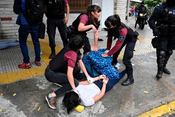 Foto - Arjantin'de ev hapsi isteyen mahkumlar hapishanede isyan çıkardı