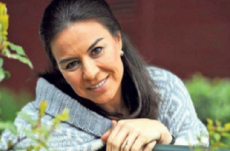 Foto - Arka Sokaklar oyuncusu siyasete atıldı! O partiden milletvekili aday adaylığını açıkladı